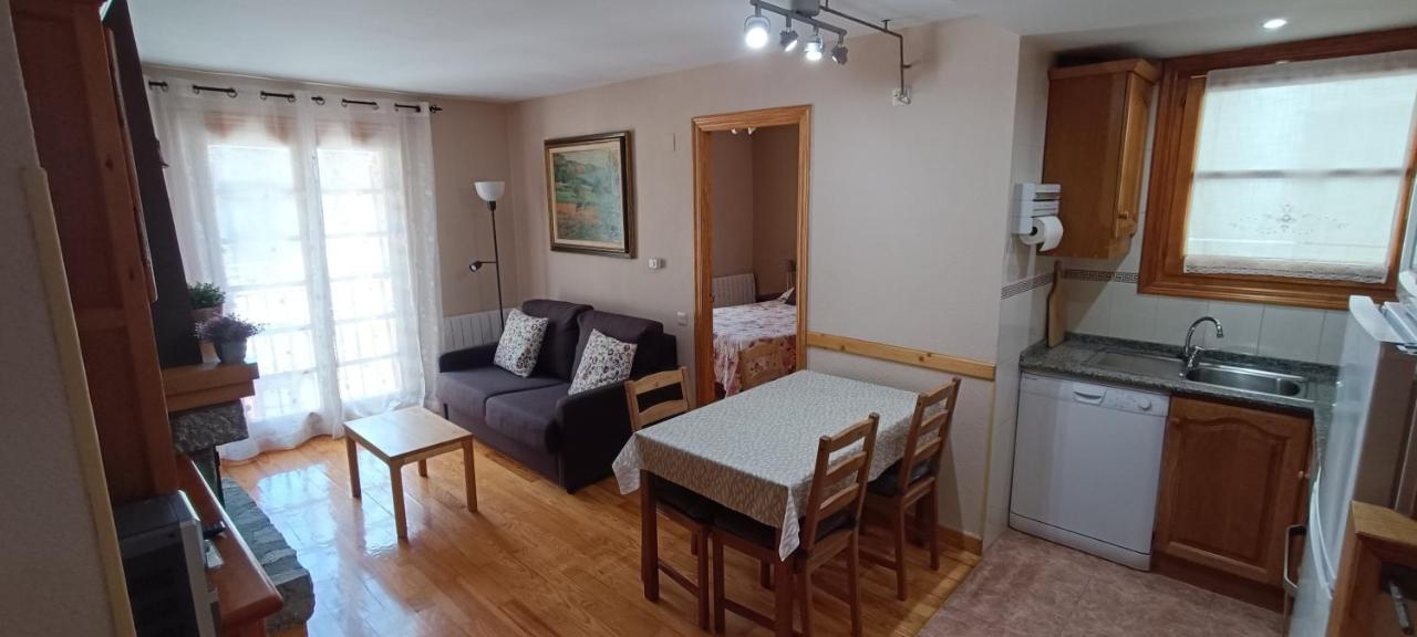 Apartamento El Refugio De Sara Benasque Kültér fotó