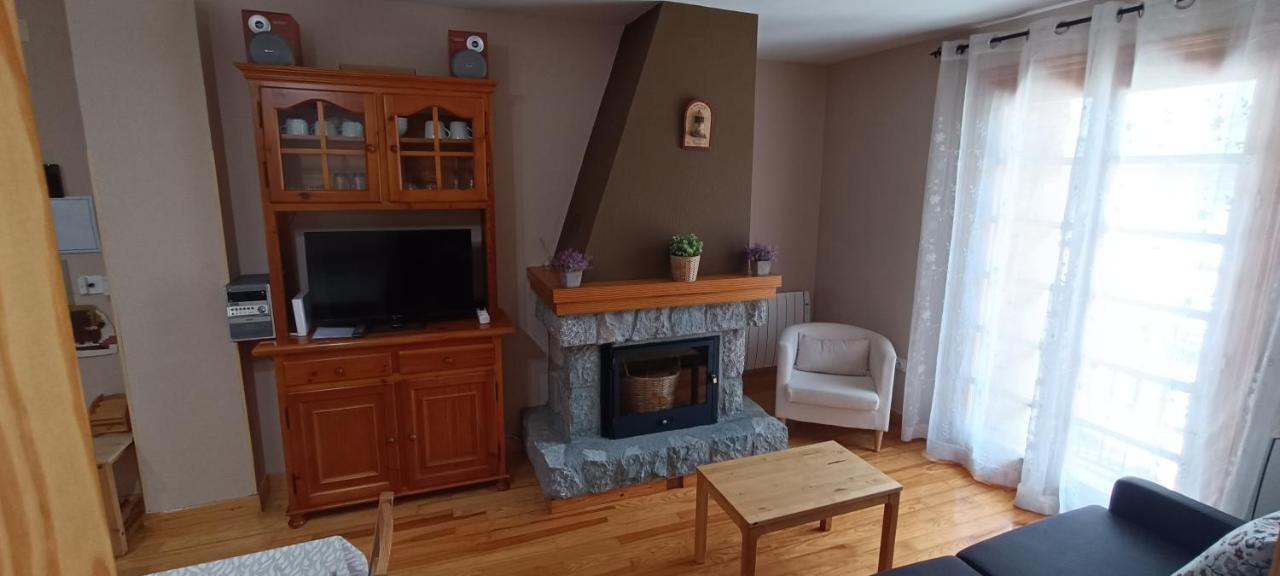 Apartamento El Refugio De Sara Benasque Kültér fotó